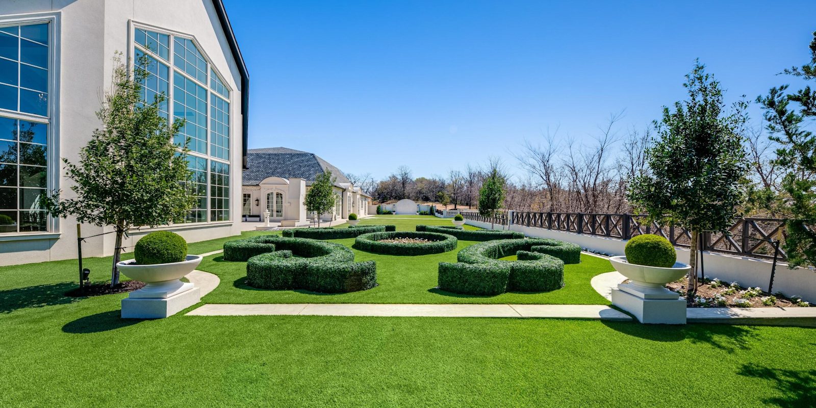 High End Landscape Design In Dallas and Ft Worth Texas